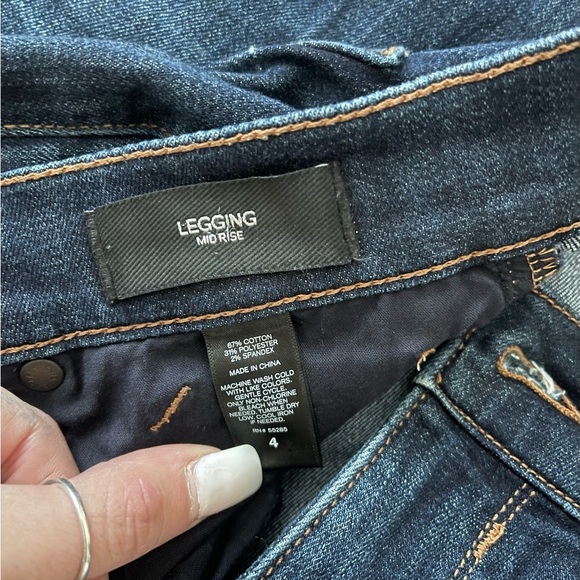 Guess Jeans - Dark Wash - Picture 3 of 3